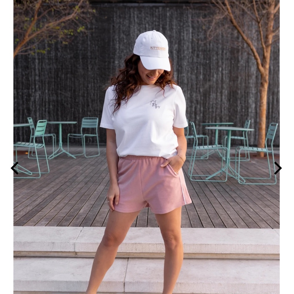 Kittenish pink terry short women small